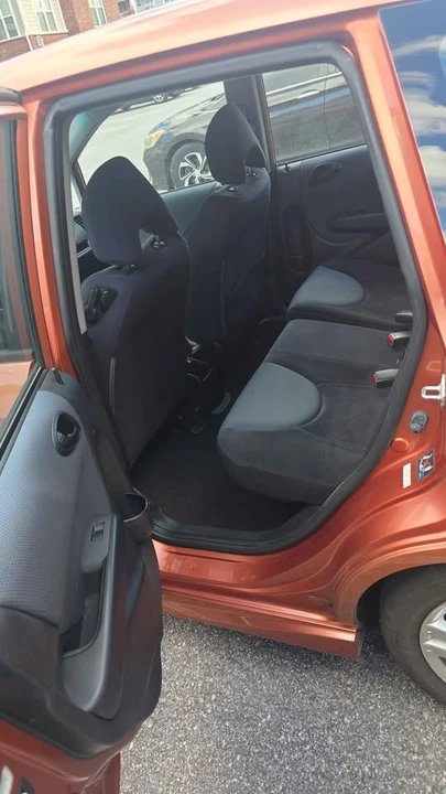 2007 Honda Fit - Image 7 of 8
