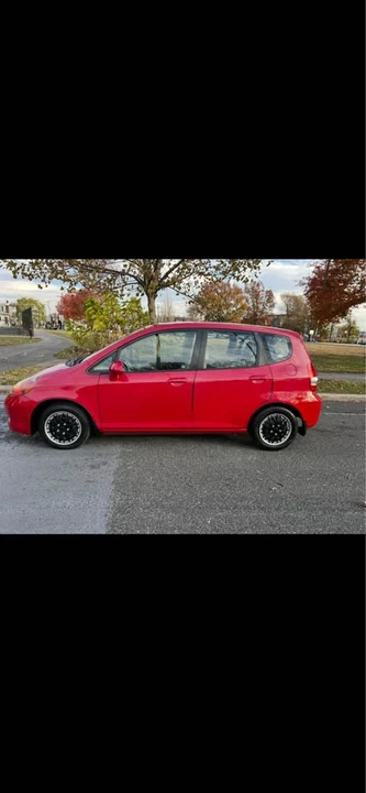 2007 Honda Fit - Image 3 of 10