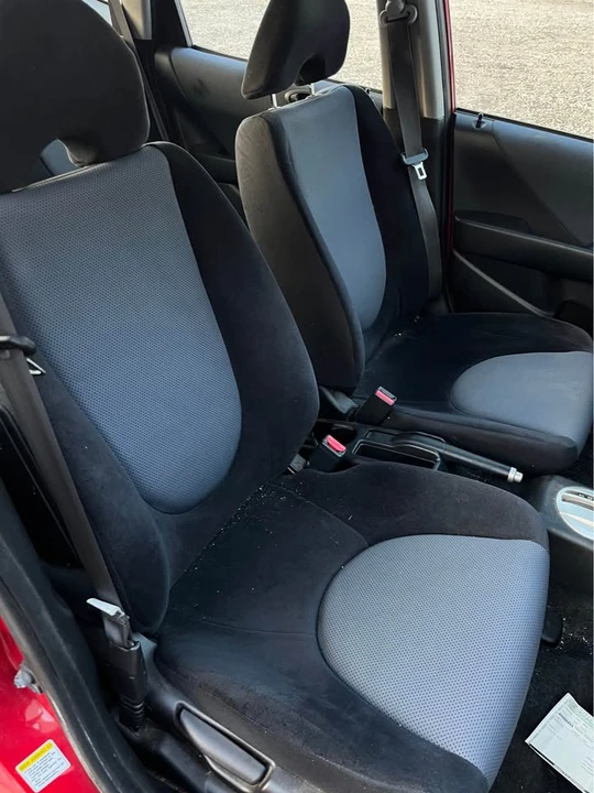 2007 Honda Fit - Image 6 of 6