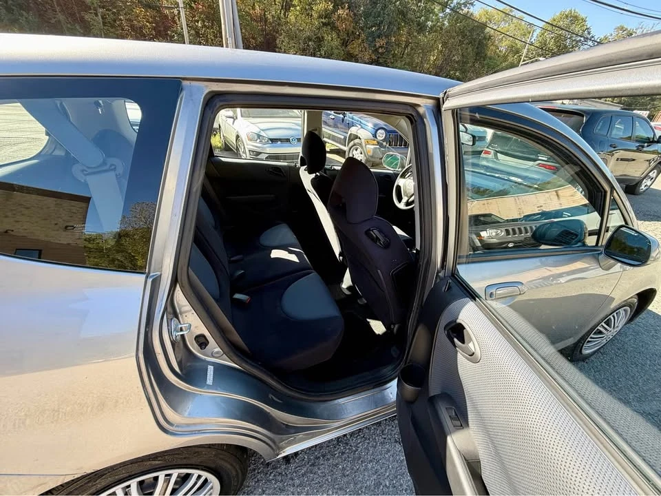 2007 Honda Fit - Image 8 of 14