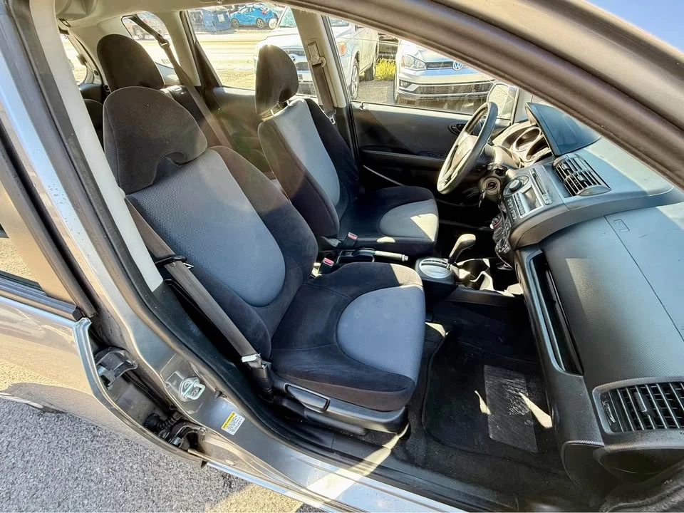2007 Honda Fit - Image 9 of 14