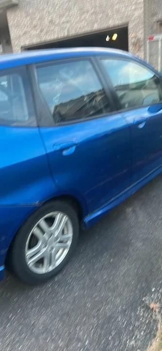 2007 Honda Fit - Image 3 of 4