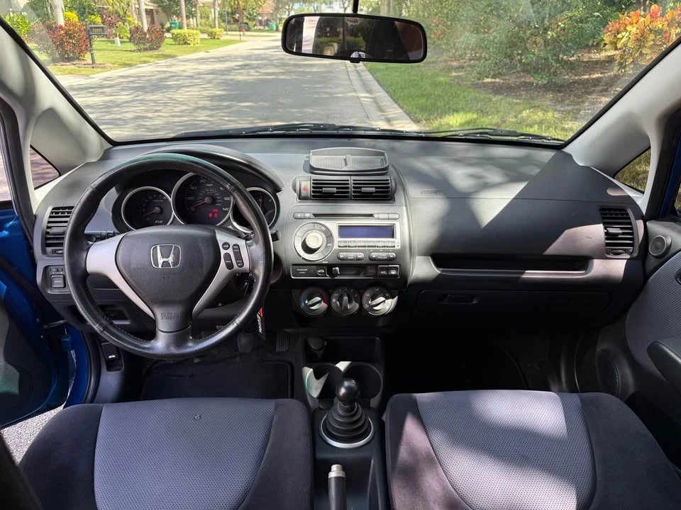 2007 Honda Fit - Image 3 of 9