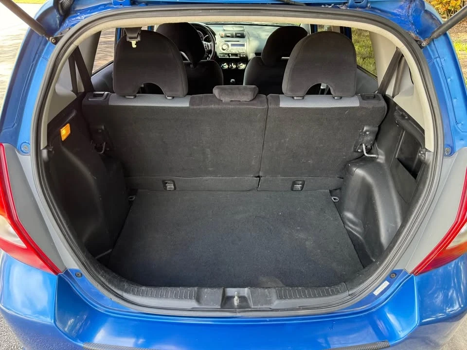 2007 Honda Fit - Image 6 of 9