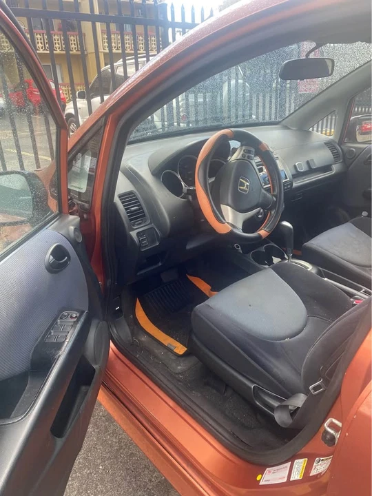 2007 Honda Fit - Image 6 of 11