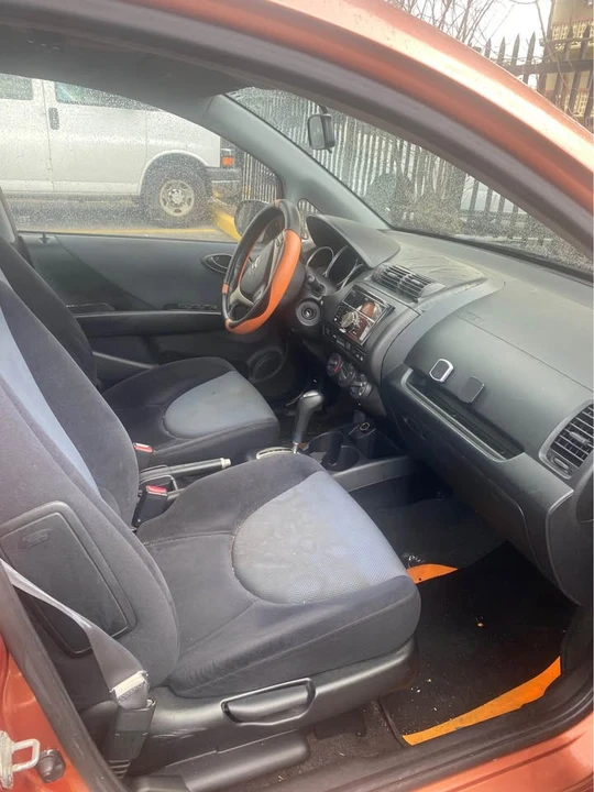 2007 Honda Fit - Image 10 of 11