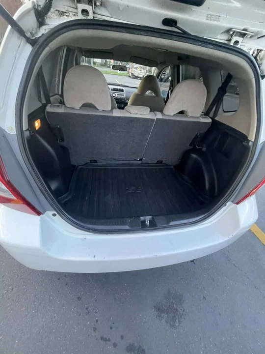 2007 Honda Fit - Image 9 of 11