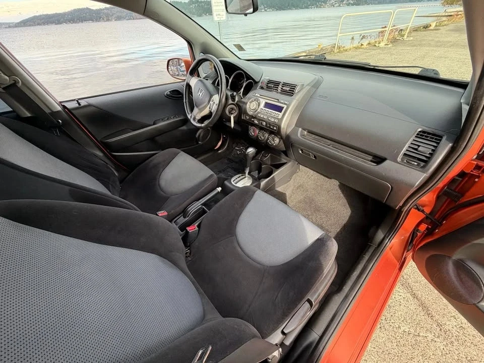 2007 Honda Fit - Image 11 of 19