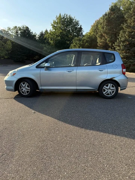2007 Honda Fit - Image 2 of 13