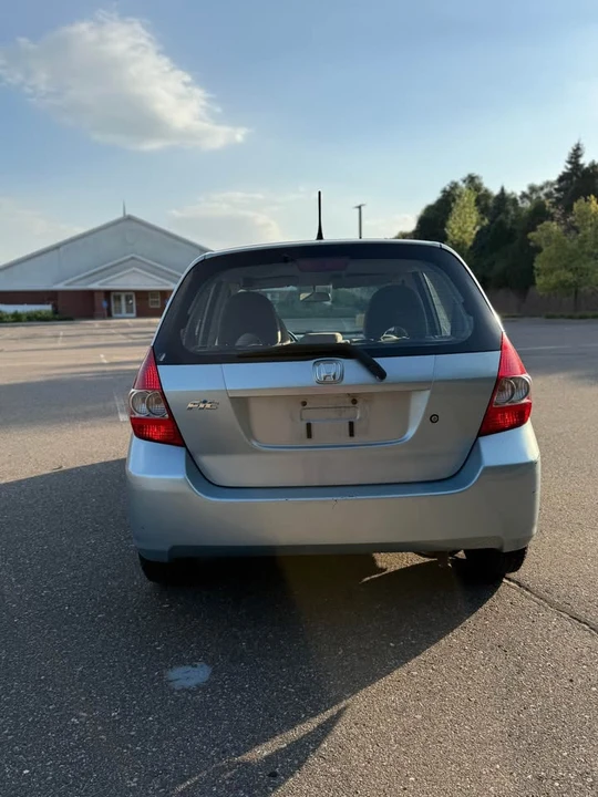 2007 Honda Fit - Image 4 of 13
