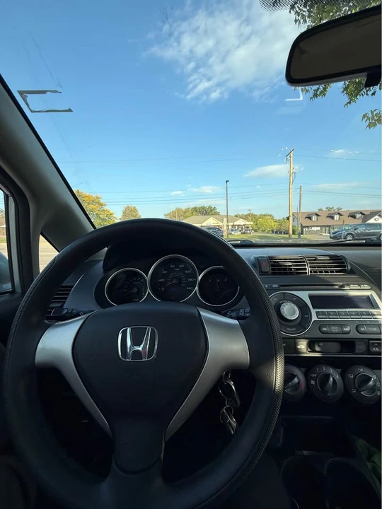 2007 Honda Fit - Image 12 of 13