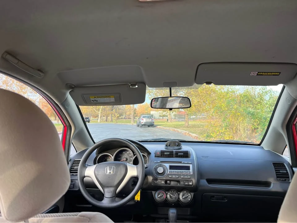 2007 Honda Fit - Image 10 of 10