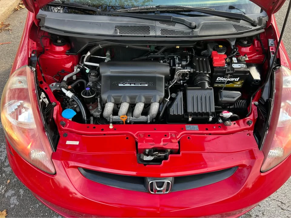 2007 Honda Fit - Image 8 of 10