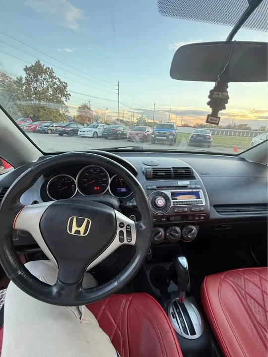 2007 Honda Fit - Image 8 of 8