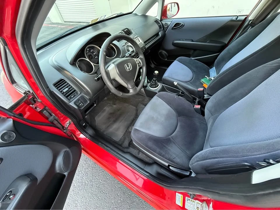 2007 Honda Fit - Image 10 of 13