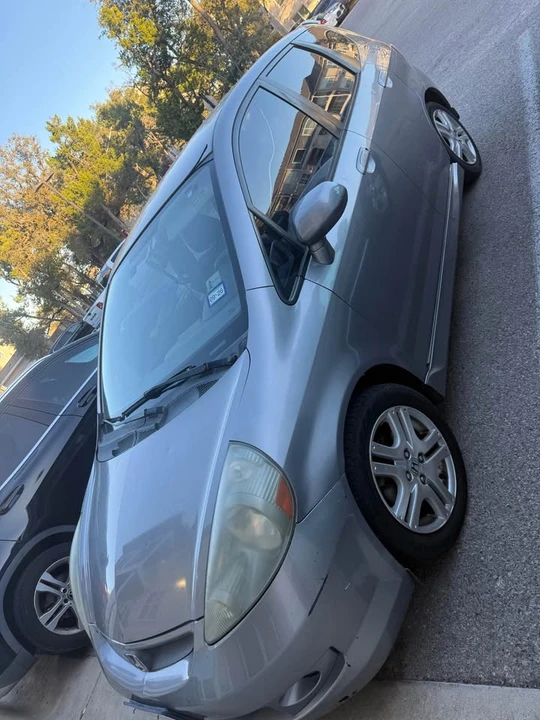 2007 Honda Fit - Image 3 of 6