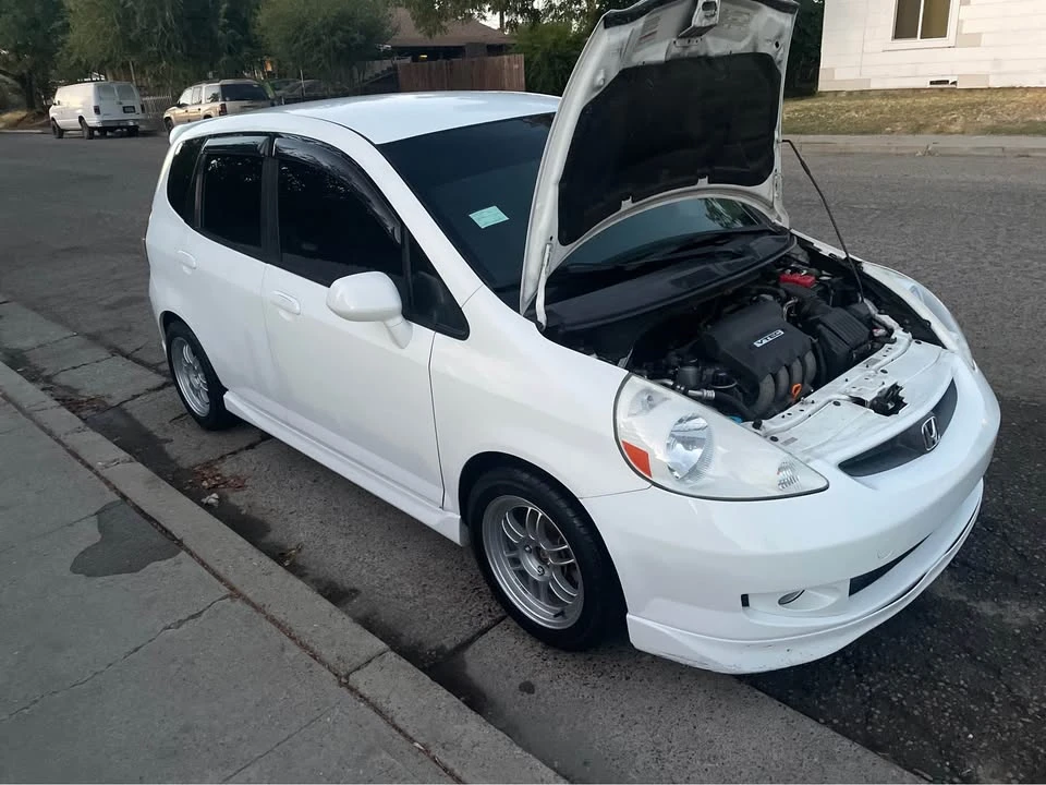 2007 Honda Fit - Image 2 of 2
