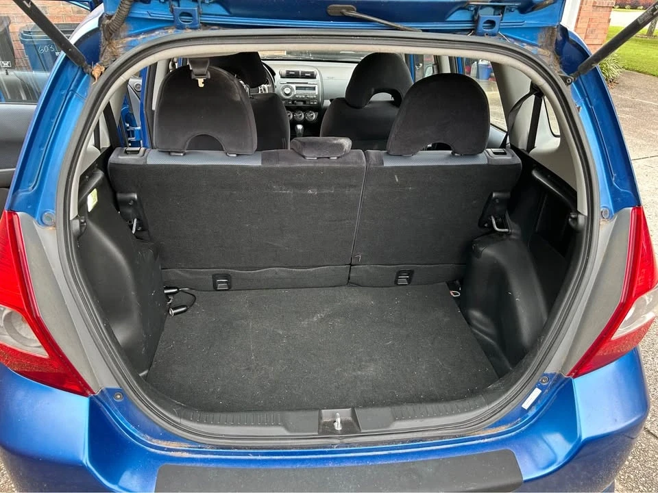 2007 Honda Fit - Image 7 of 9