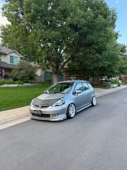 2007 Honda Fit - Image 2 of 6