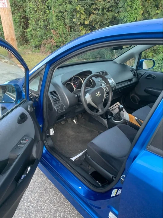 2007 Honda Fit - Image 15 of 17