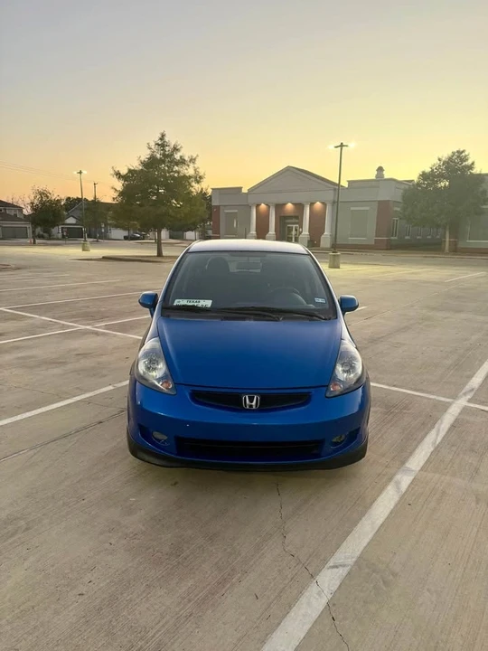 2007 Honda Fit - Image 2 of 19