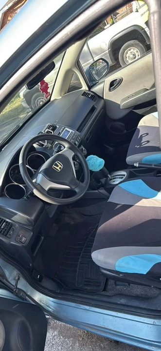 2007 Honda Fit - Image 6 of 6