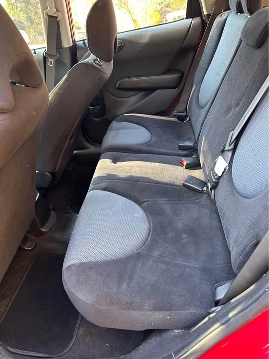 2007 Honda Fit - Image 6 of 8