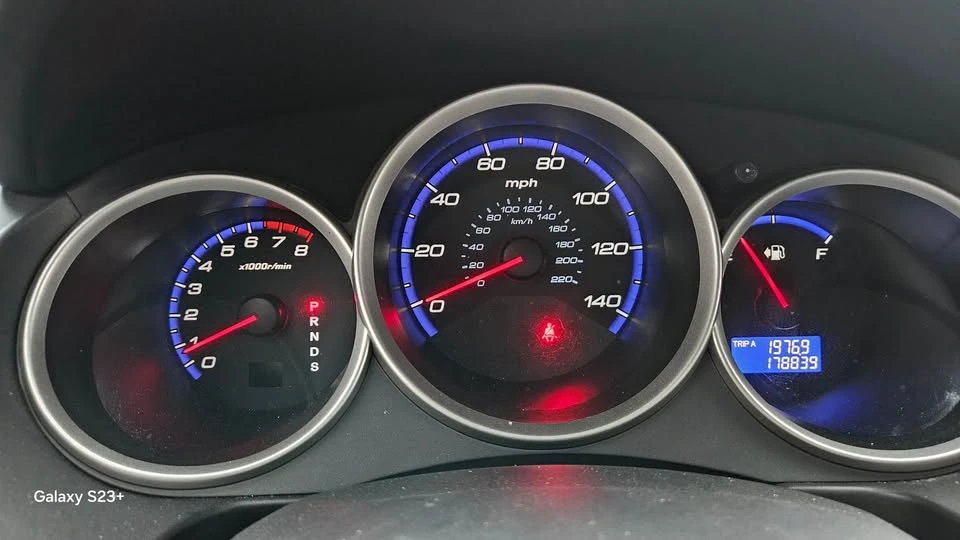 2007 Honda Fit - Image 2 of 3