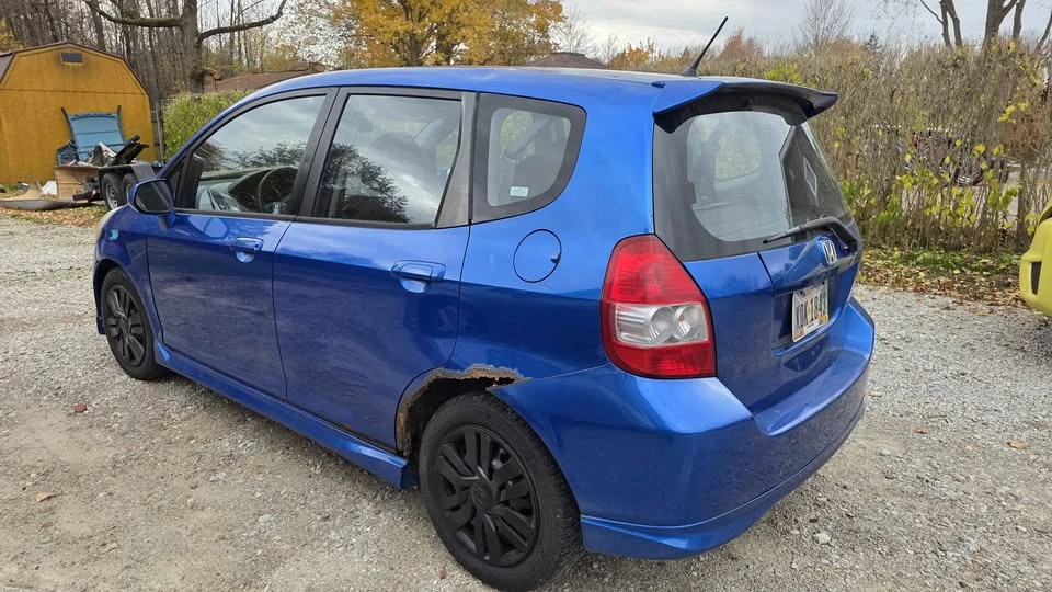 2007 Honda Fit - Image 4 of 9