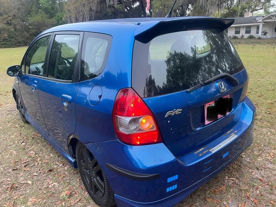 2007 Honda Fit - Image 7 of 19