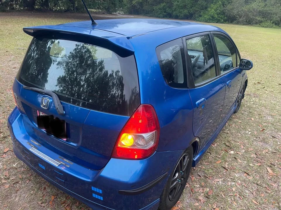 2007 Honda Fit - Image 5 of 19