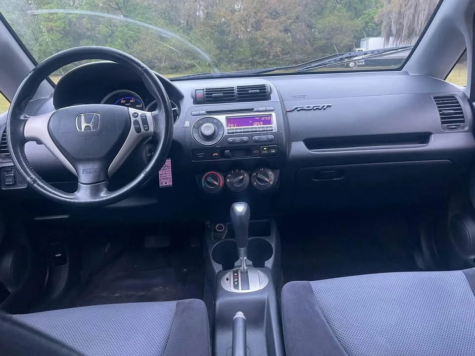 2007 Honda Fit - Image 9 of 19