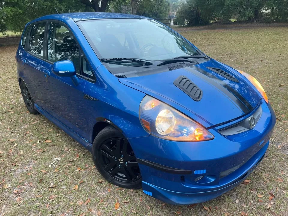 2007 Honda Fit - Image 2 of 19