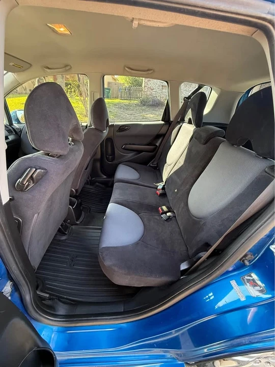 2007 Honda Fit - Image 17 of 18