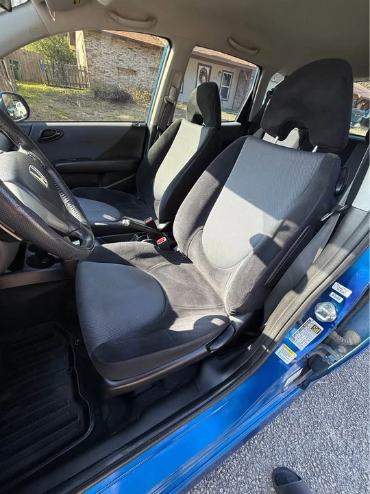 2007 Honda Fit - Image 13 of 18