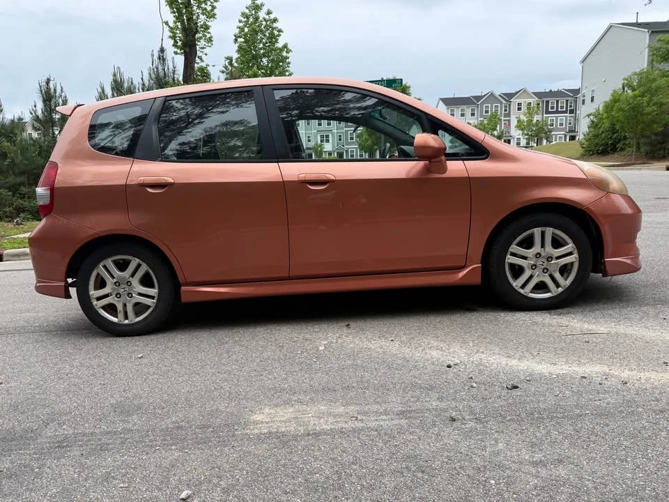 2007 Honda Fit - Image 3 of 11