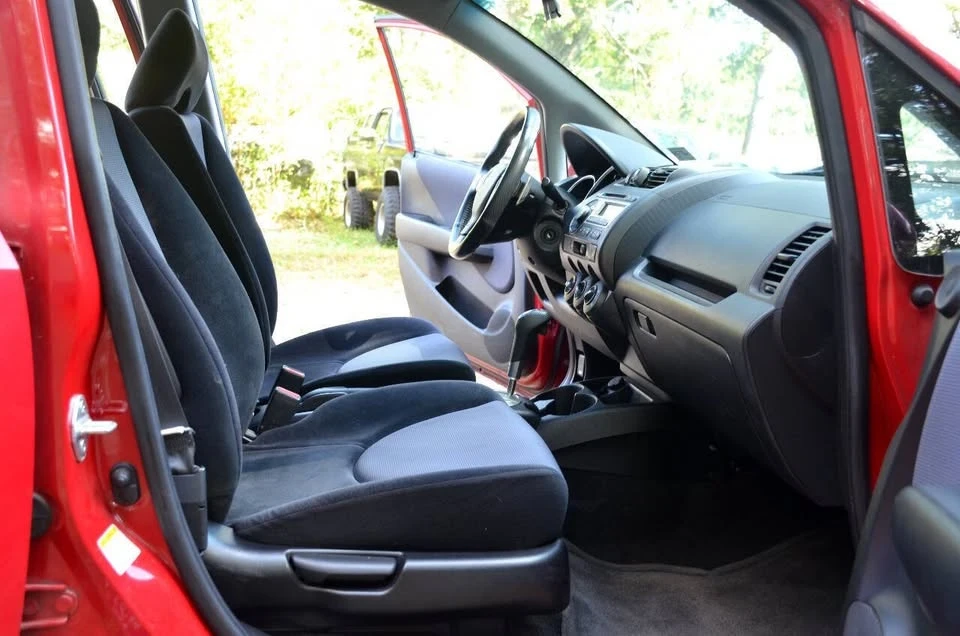2007 Honda Fit - Image 8 of 15