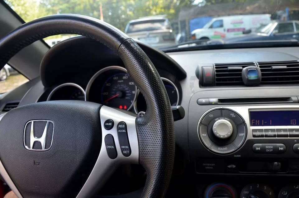 2007 Honda Fit - Image 13 of 15
