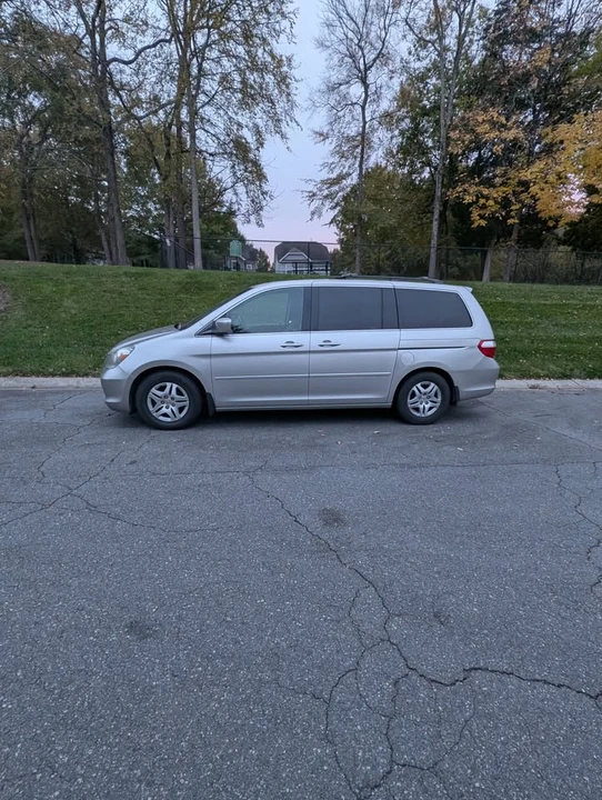 2007 Honda Odyssey - Image 2 of 10