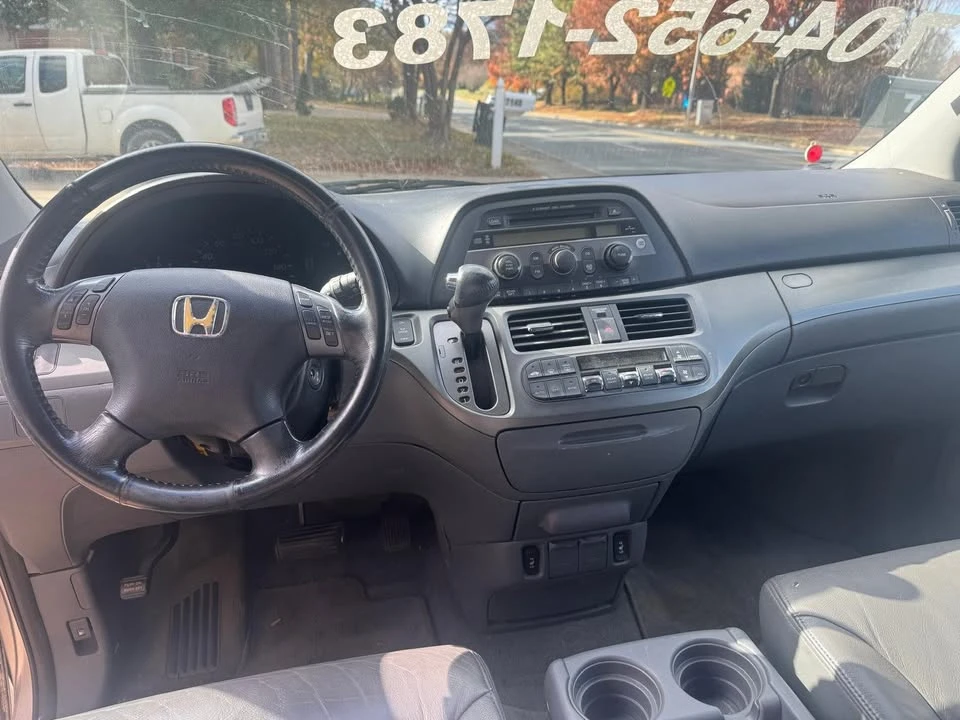 2007 Honda Odyssey - Image 8 of 10