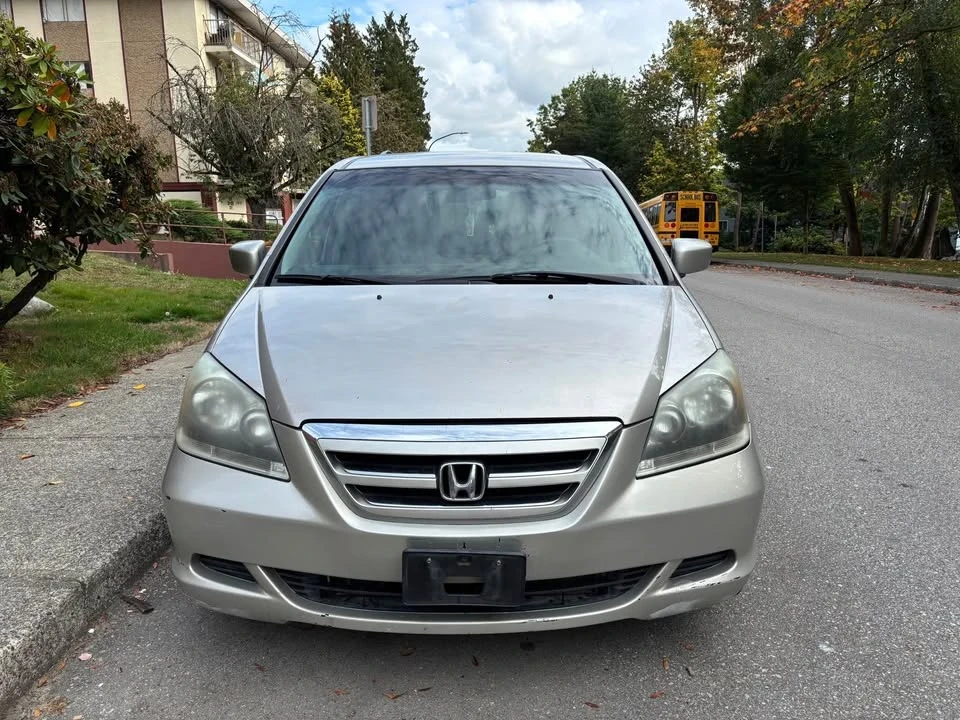 2007 Honda Odyssey - Image 2 of 15