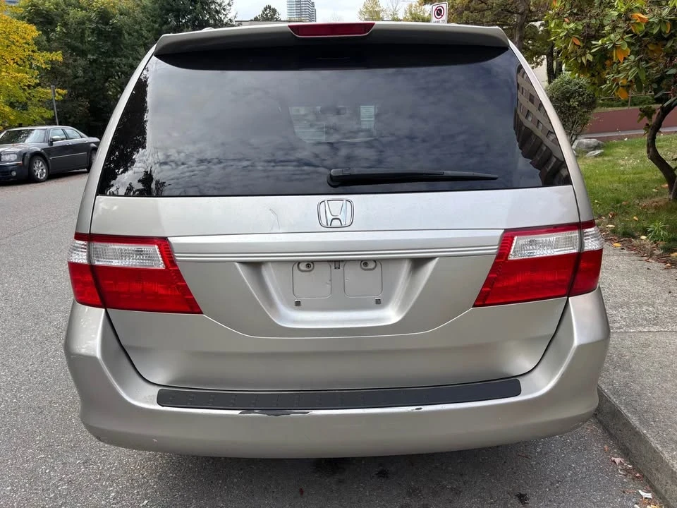 2007 Honda Odyssey - Image 5 of 15