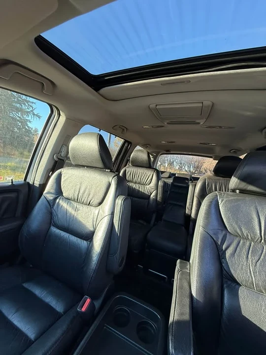 2007 Honda Odyssey - Image 9 of 13