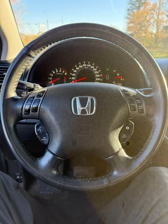 2007 Honda Odyssey - Image 7 of 13