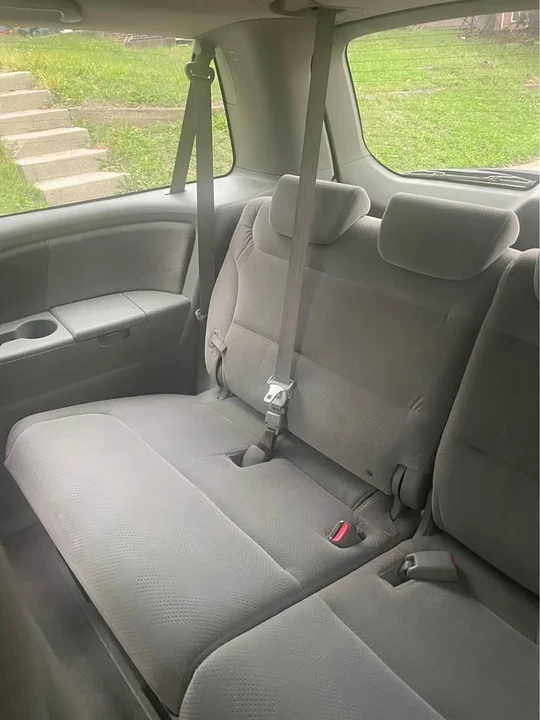 2007 Honda Odyssey - Image 8 of 8