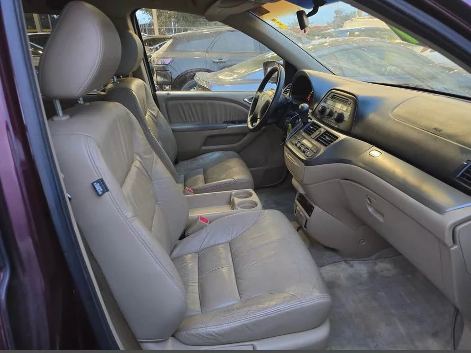 2007 Honda Odyssey - Image 7 of 10