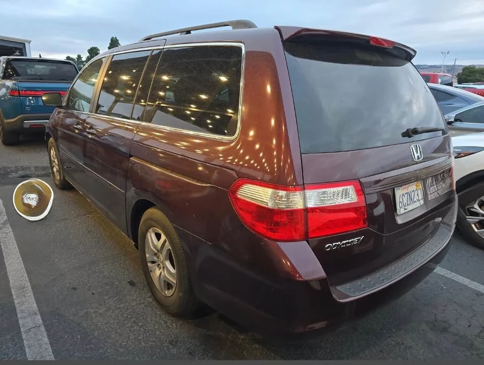 2007 Honda Odyssey - Image 3 of 10
