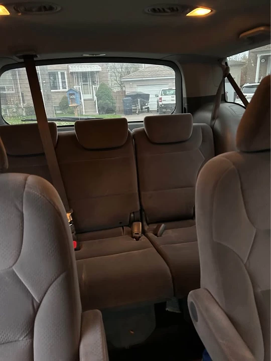 2007 Honda Odyssey - Image 8 of 8