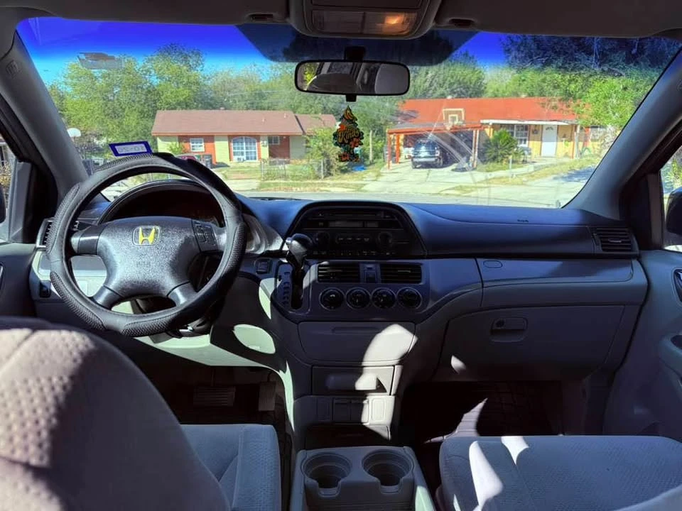 2007 Honda Odyssey - Image 12 of 19