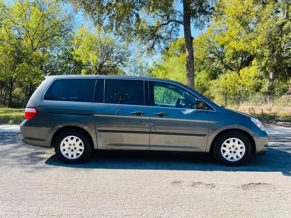 2007 Honda Odyssey - Image 4 of 19